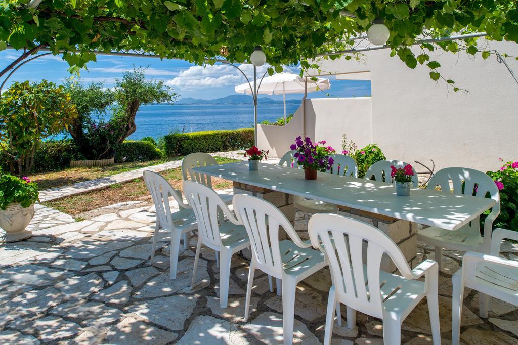 Krouzeri Beach Apartments Nisaki  Habitación foto