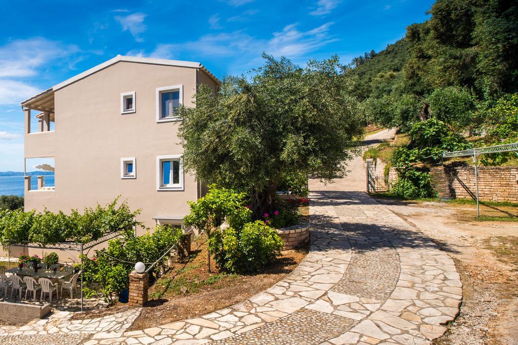 Krouzeri Beach Apartments Nisaki  Habitación foto