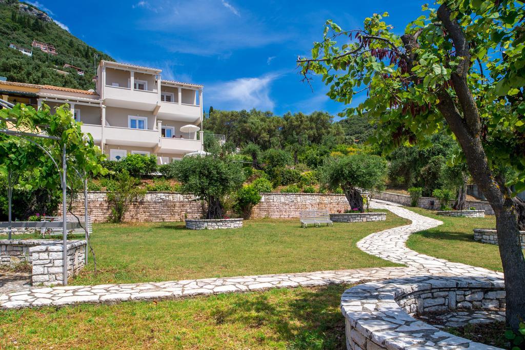 Krouzeri Beach Apartments Nisaki  Habitación foto