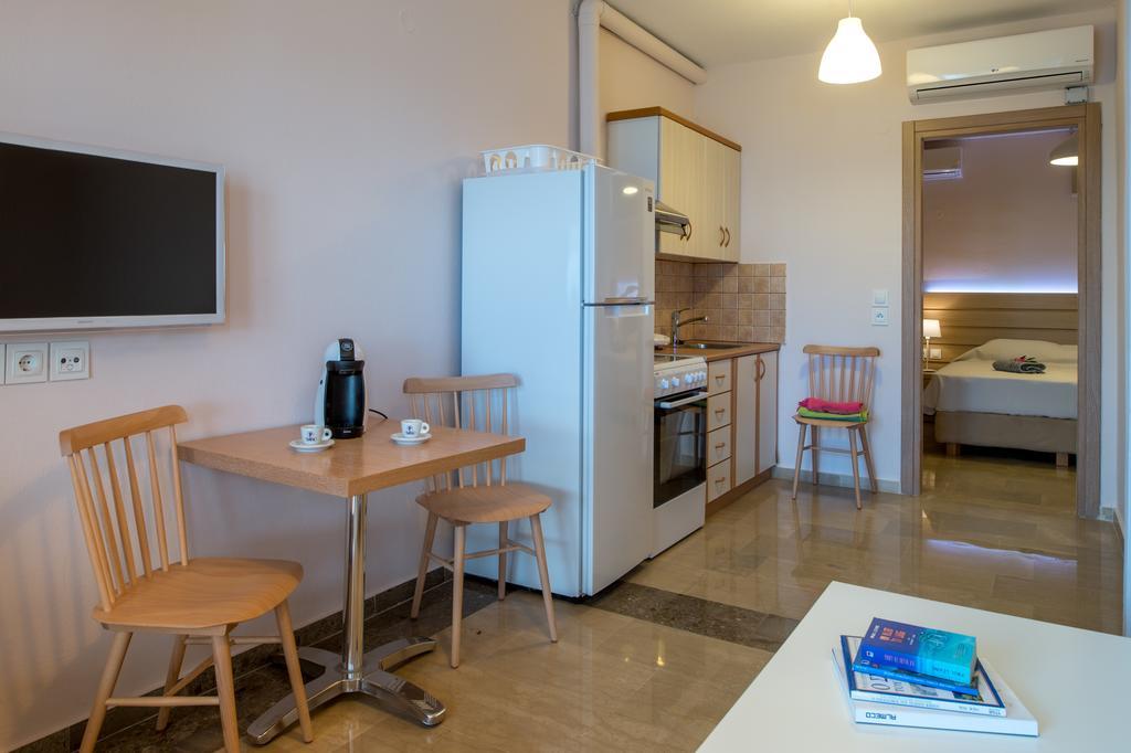 Krouzeri Beach Apartments Nisaki  Habitación foto