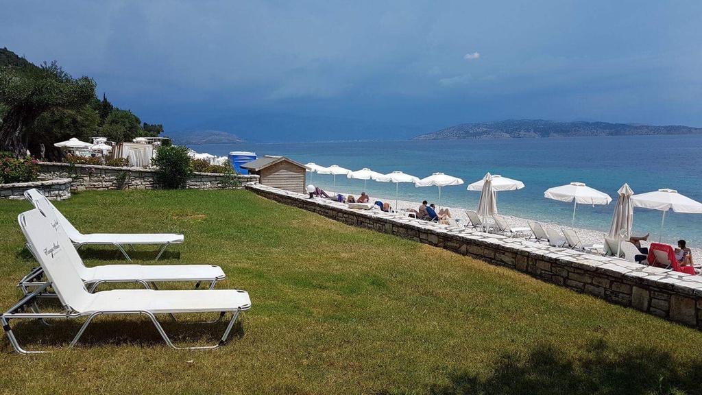 Krouzeri Beach Apartments Nisaki  Exterior foto